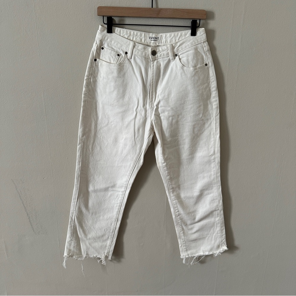 Evidnt Los Angeles Cropped Relaxed White Jean Size 28